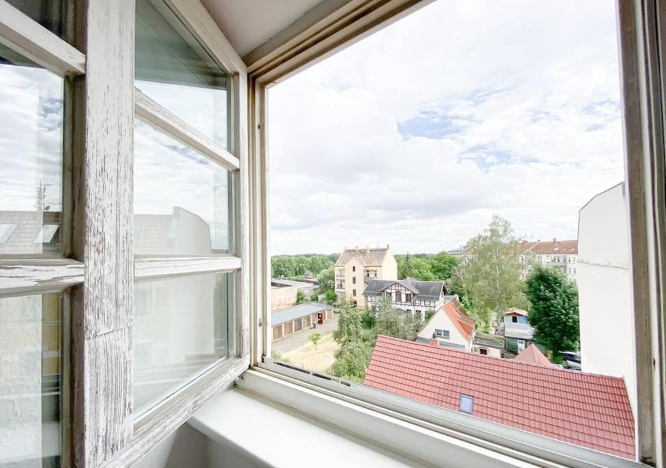 Schoene Ferienwohnung Mit Blick Ueber Stadtwald Λειψία Εξωτερικό φωτογραφία